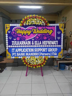 Papan Bunga di Krandegan Bayan